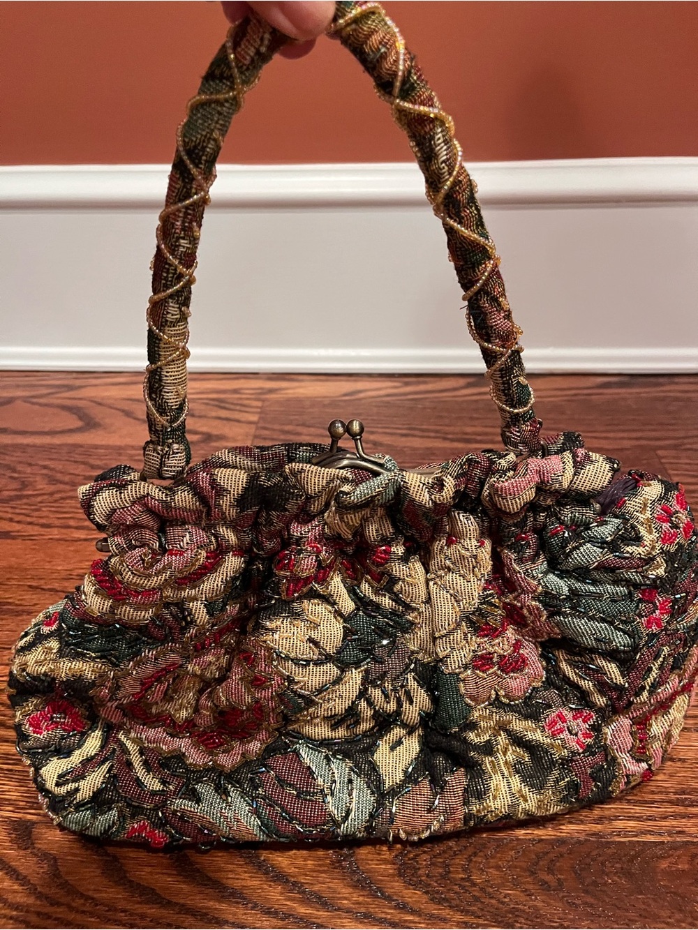 Vintage tapestry and lace purse with sequin detail and prong
Closure